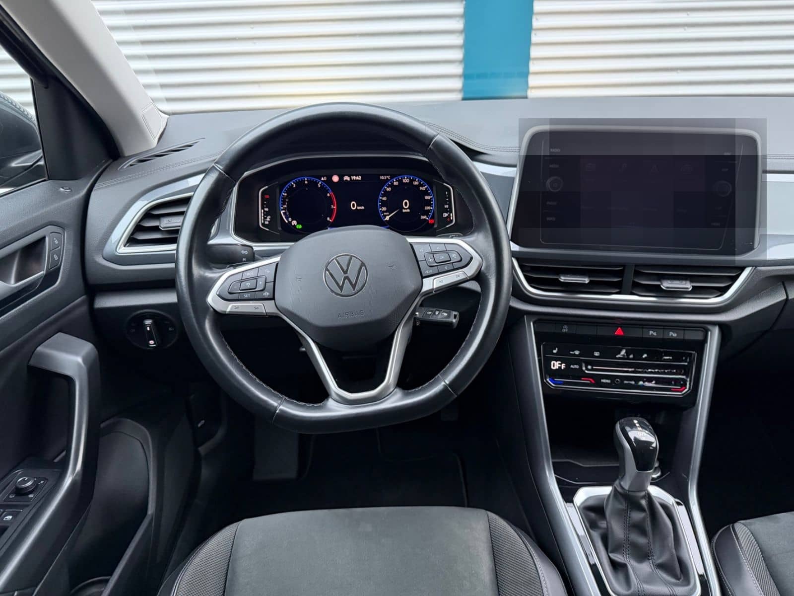 Volkswagen T-Roc Style *AHK*SHZ*LED*SCHECKHEFT*NAVI*DIGITAL foto 18