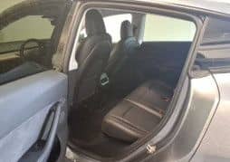 Tesla Model Y Basis RWD foto 9