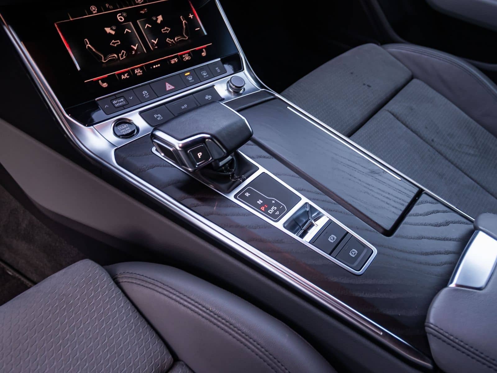 Audi A6 Avant S line 45TFSI qu Standhzg Panoama Matri foto 13