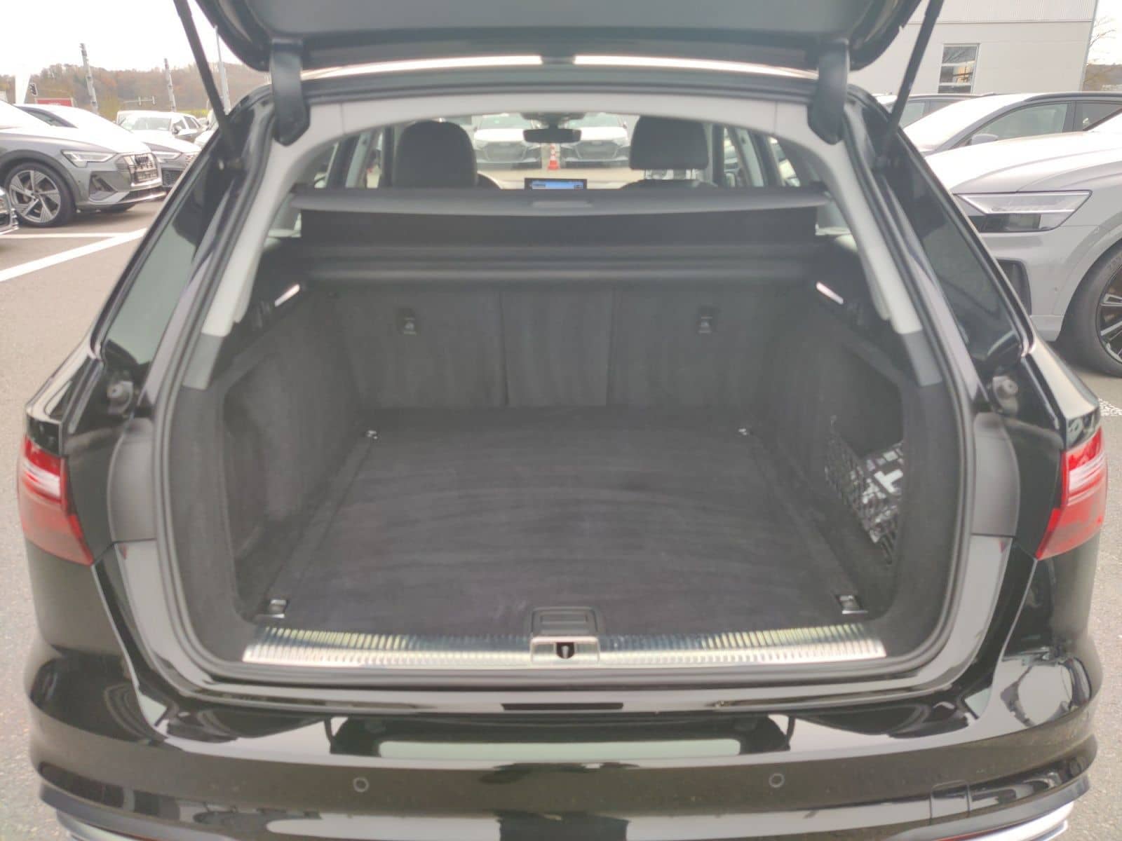 Audi A4 Avant 35 TDI S-Tronic advanced, LED, Tour, ph foto 14