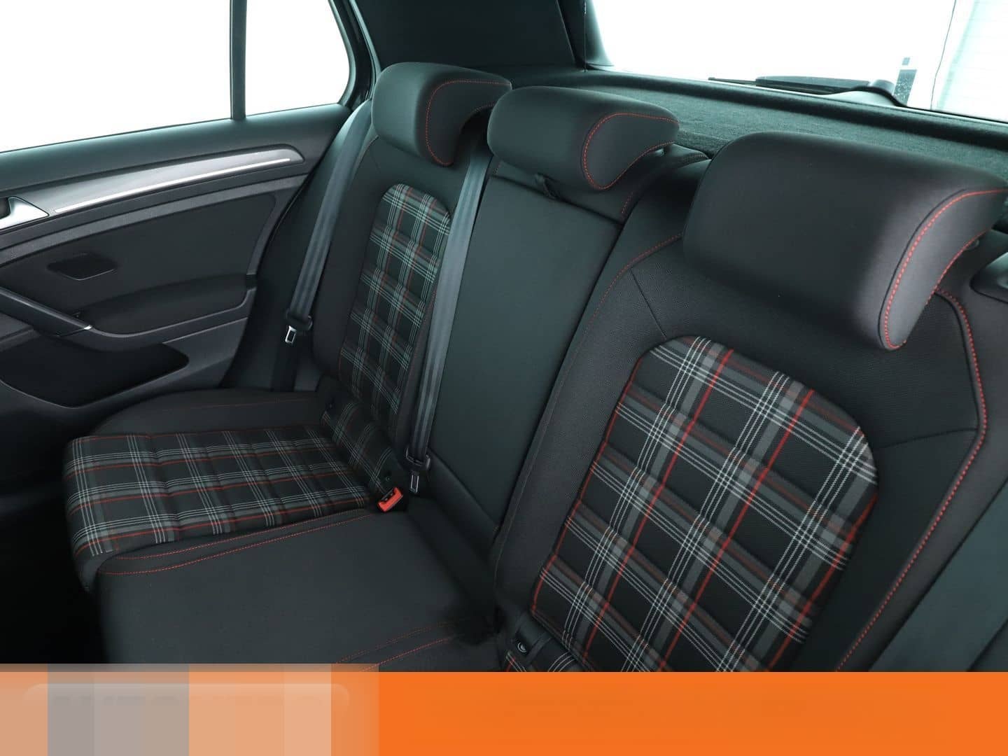 Volkswagen Golf VII 2.0 TSI GTI Performance BM Aut.*NAVI* foto 14