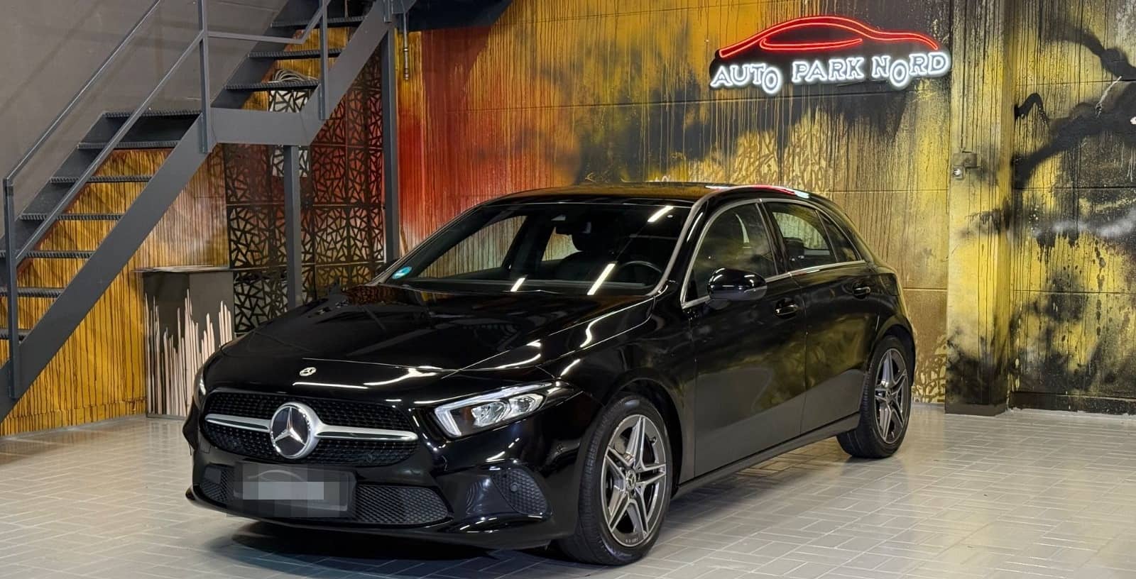 Mercedes-Benz A 250 4Matic Aut.~NAVI~TEILLEDER~LED~AMG FELGEN~ foto 3