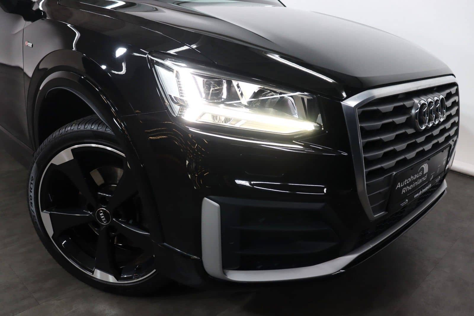 Audi Q2 S-Line*DIGITAL-COCKPIT*NAVI*ACC*KAMERA*SHZ foto 4