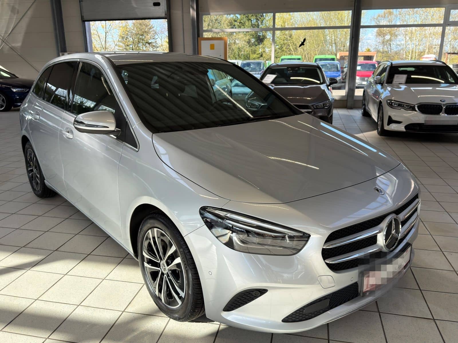 Mercedes-Benz B 200 d MBUX/Multibeam LED/CarPlay/AHK/HeadUp foto 11