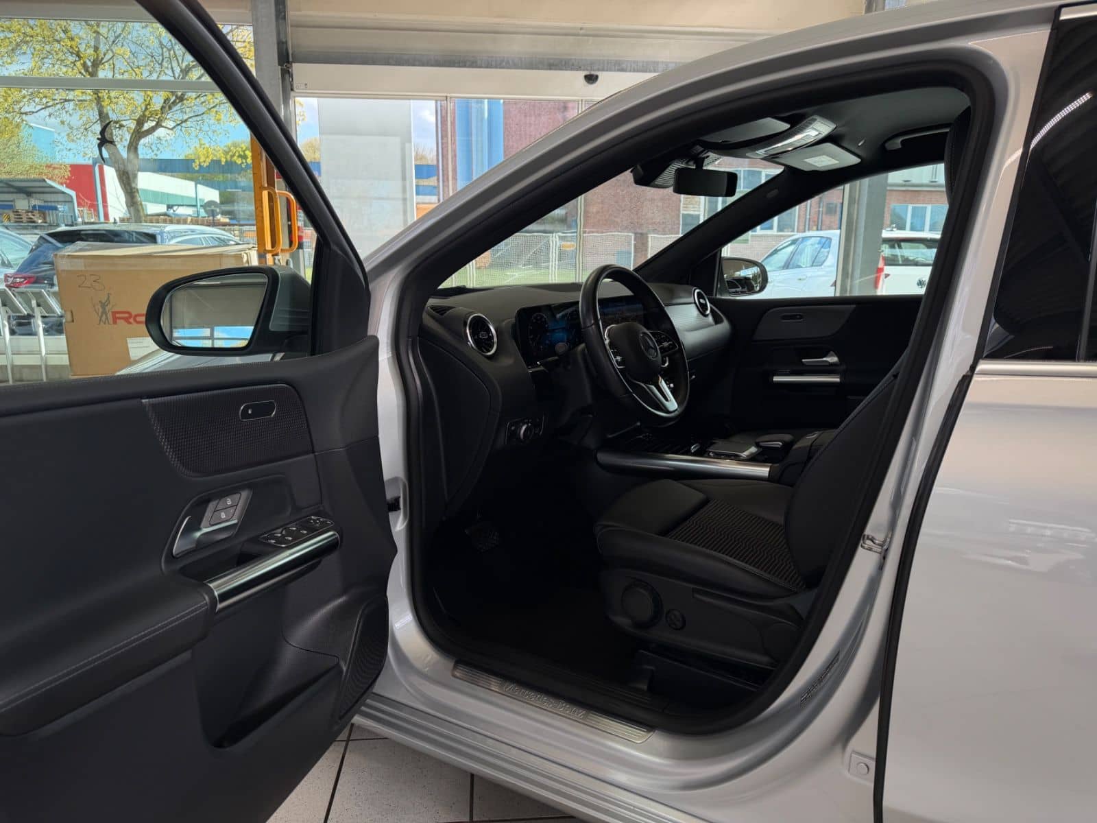 Mercedes-Benz B 200 d MBUX/Multibeam LED/CarPlay/AHK/HeadUp foto 13