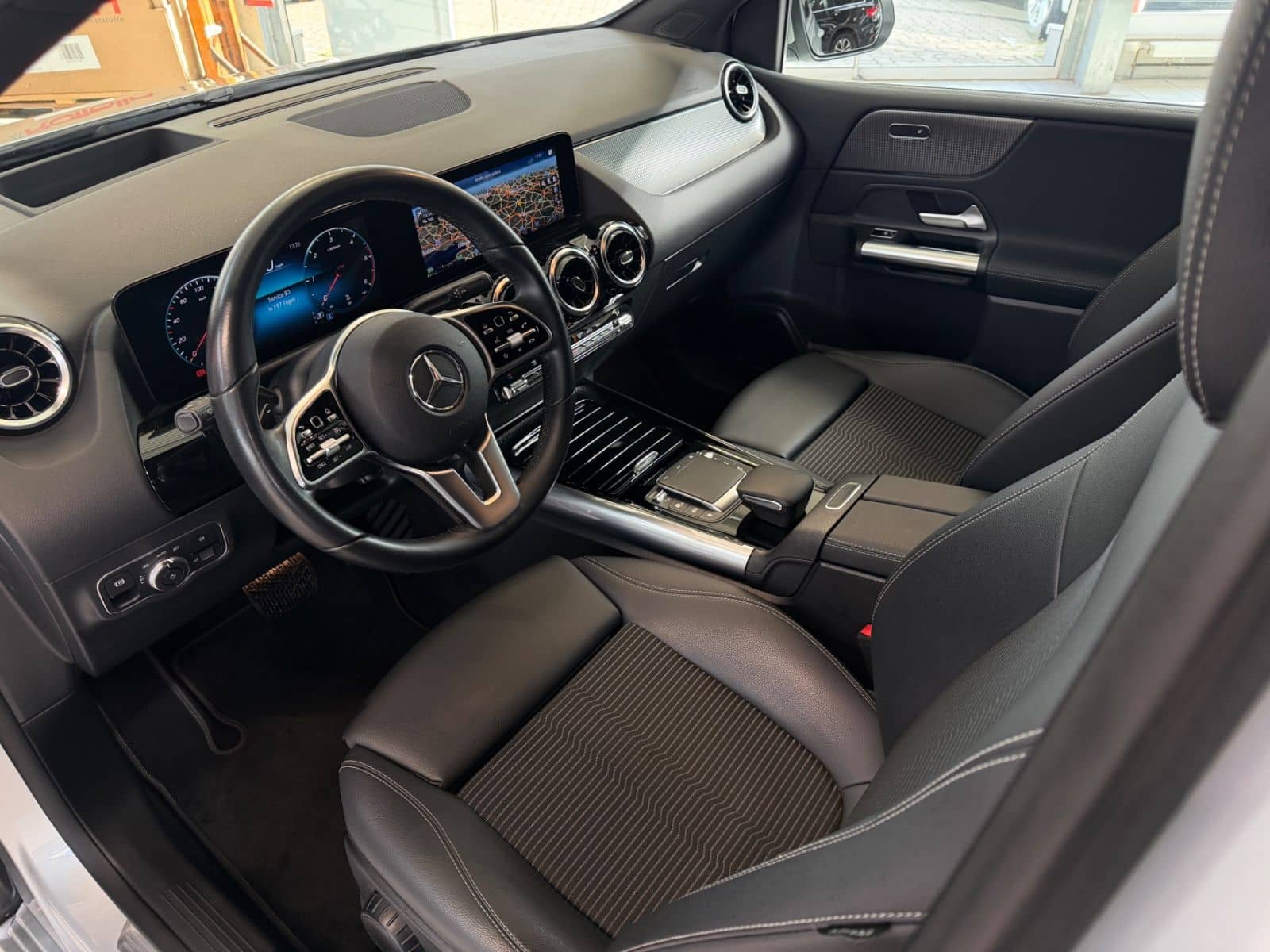 Mercedes-Benz B 200 d MBUX/Multibeam LED/CarPlay/AHK/HeadUp foto 14