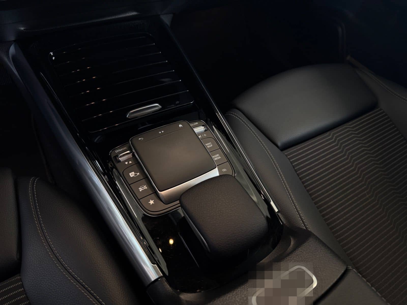 Mercedes-Benz B 200 d MBUX/Multibeam LED/CarPlay/AHK/HeadUp foto 18