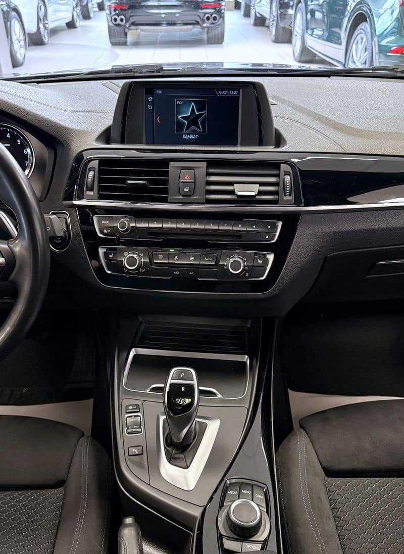 BMW 125i Limo *M Sport*Shadow*LED*HiFi*Einparkh foto 20