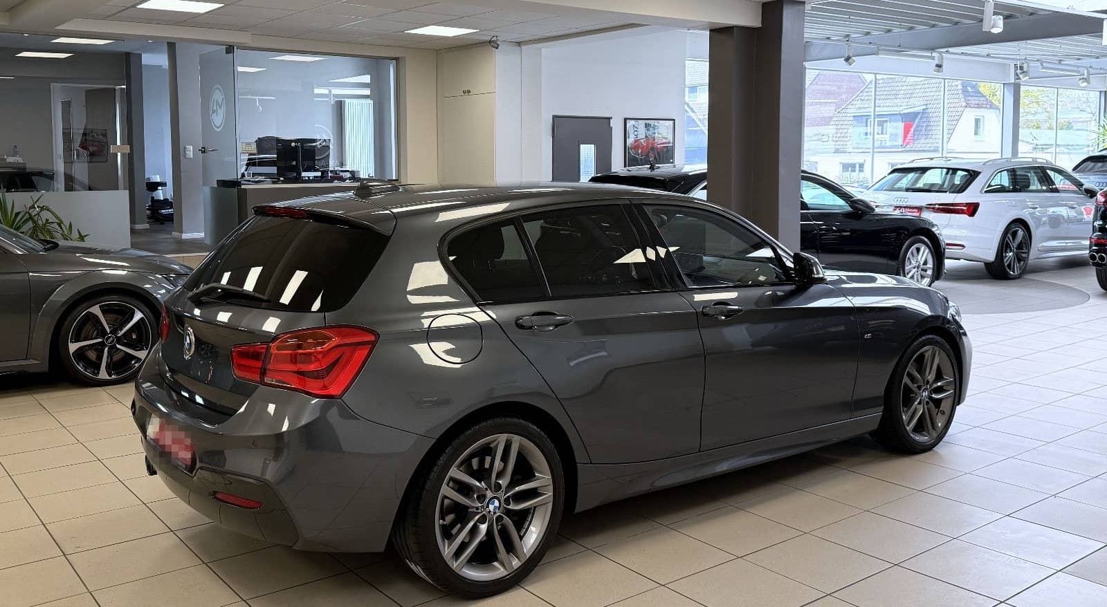 BMW 125i Limo *M Sport*Shadow*LED*HiFi*Einparkh foto 3