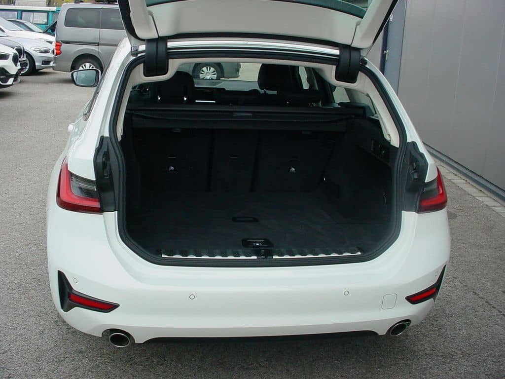 BMW 318d*Sport Line*Navi*DAB*LED*AHK* foto 7