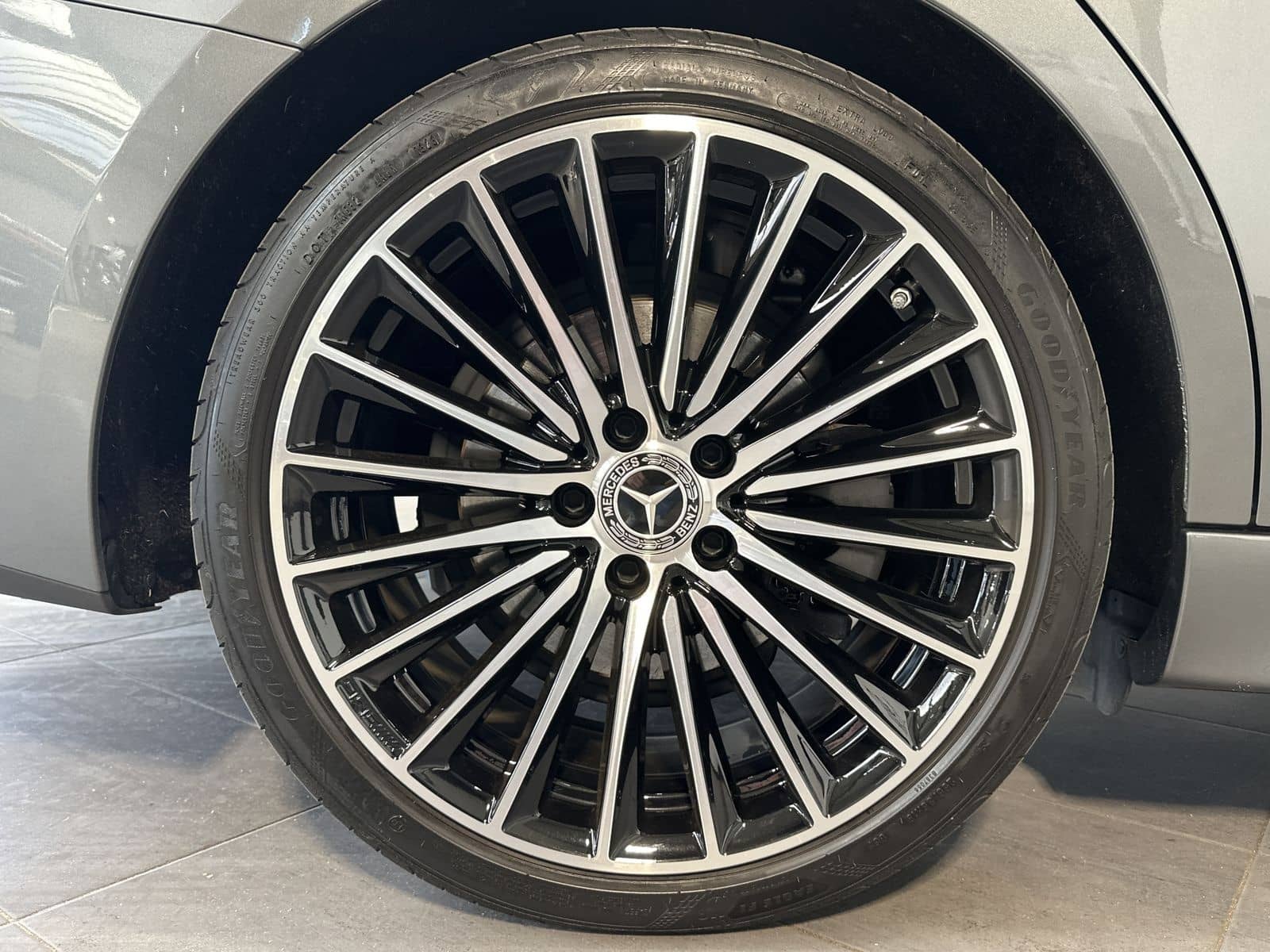 Mercedes-Benz C 220d T AMG-Line NAV+LED+360°+HEADUP+PANO+VCOCK foto 3