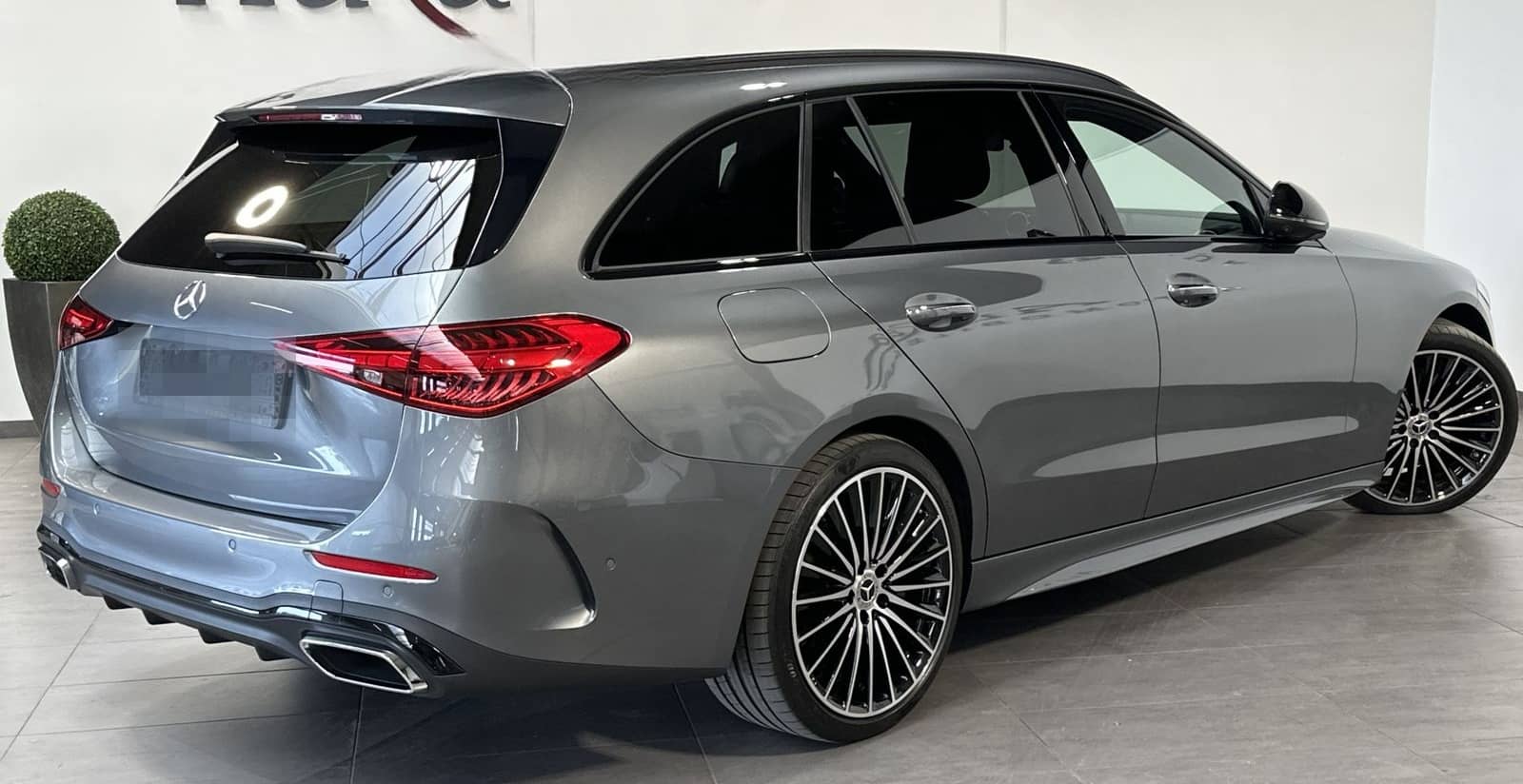 Mercedes-Benz C 220d T AMG-Line NAV+LED+360°+HEADUP+PANO+VCOCK foto 4