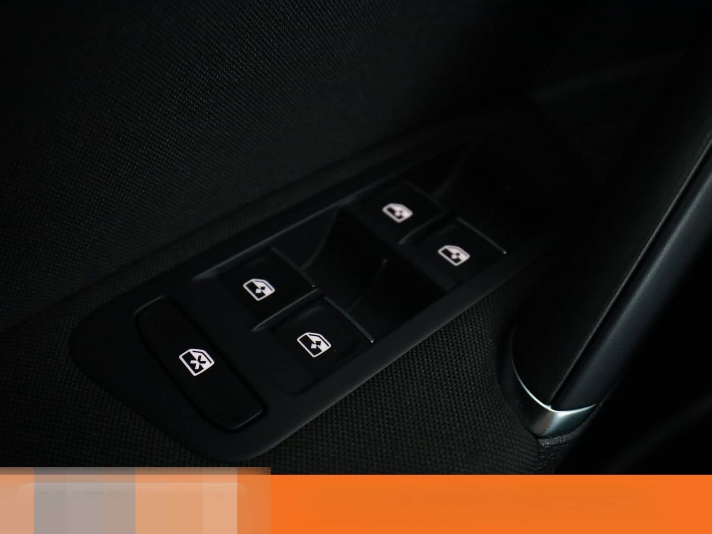 Volkswagen Golf VII 1.5 TSI ACT Highline BMT Aut.*NAVI*LED* foto 25