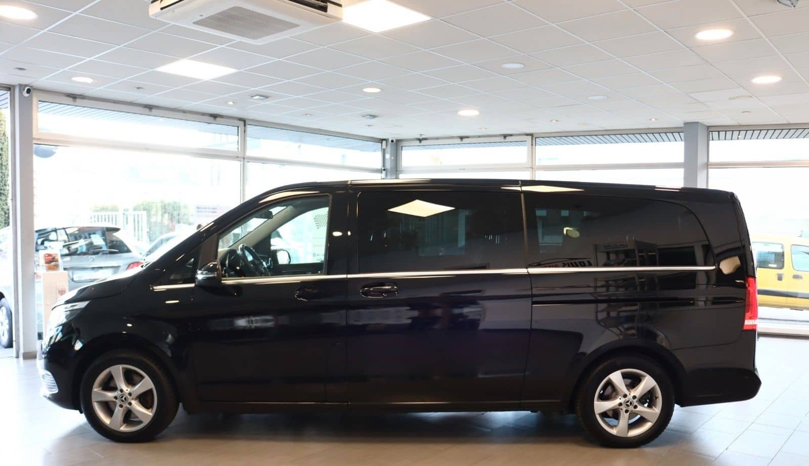 Mercedes-Benz V 250 d AVANTGARDE extra lang 8-SITZR./VOLLEDER foto 15