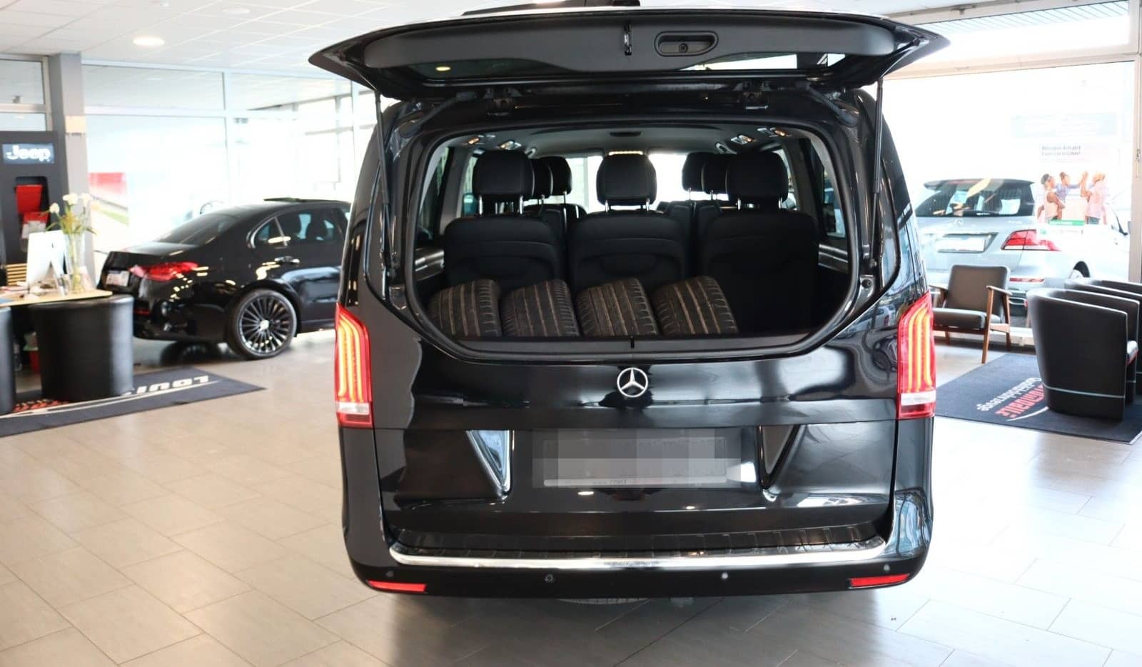 Mercedes-Benz V 250 d AVANTGARDE extra lang 8-SITZR./VOLLEDER foto 17