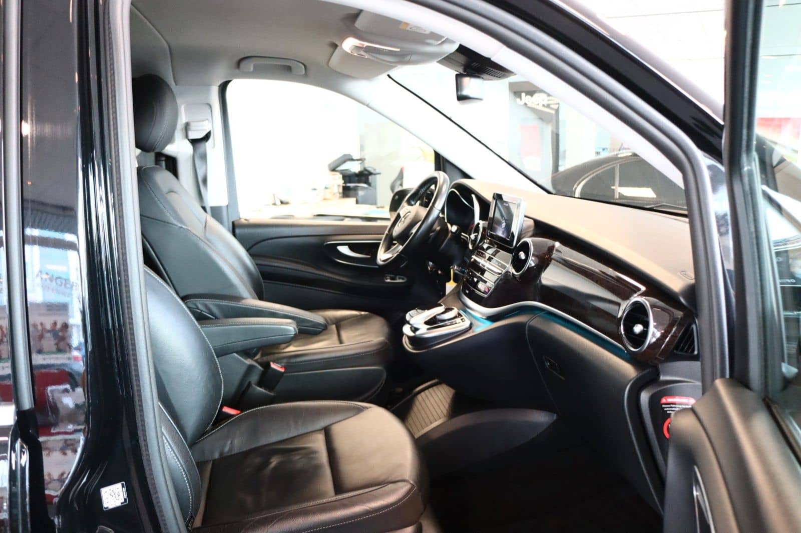 Mercedes-Benz V 250 d AVANTGARDE extra lang 8-SITZR./VOLLEDER foto 18