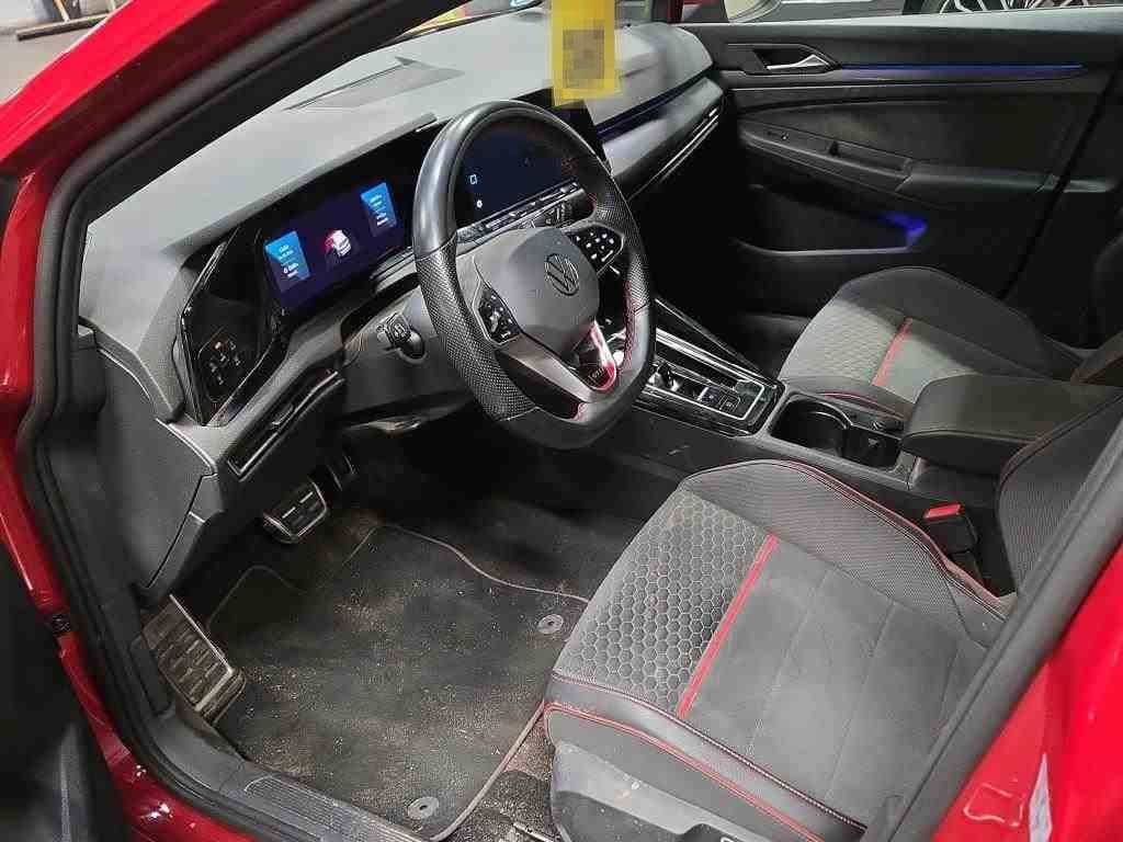 Volkswagen Golf VIII Lim. GTI Clubsport 2.0TSI"Matrix/Pano" foto 5