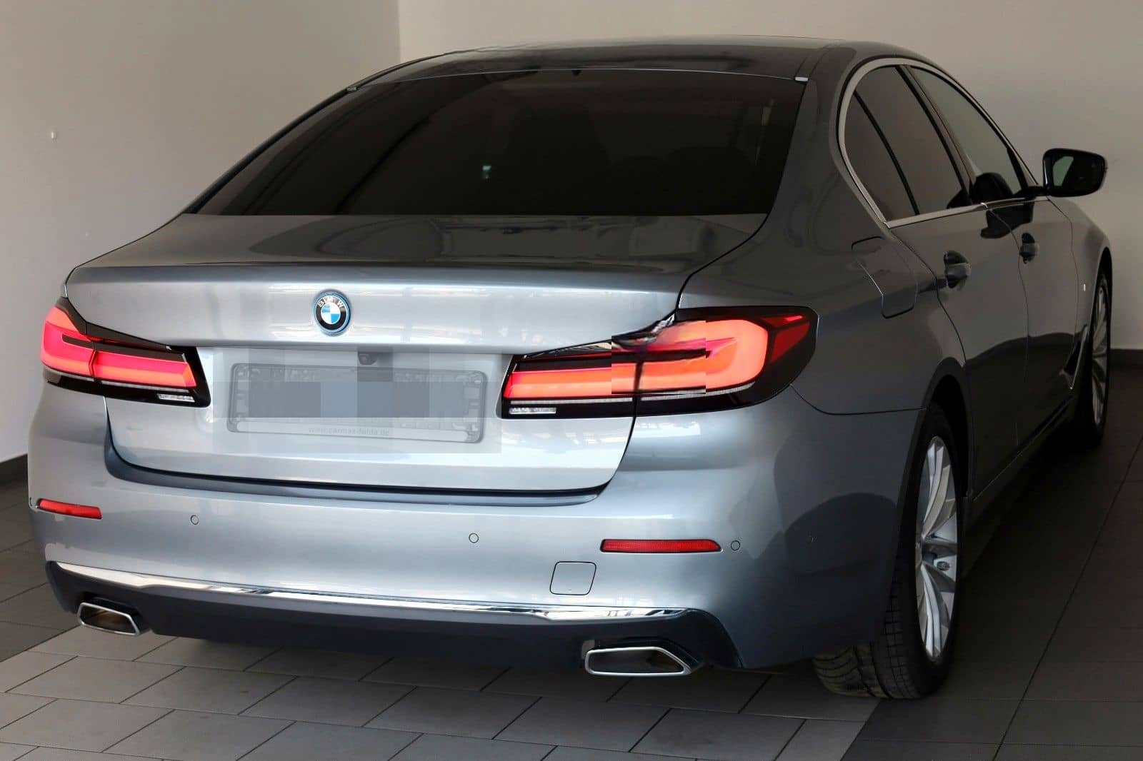 BMW 530 e Luxury Line Lim.,Leder,Kamera,HUD,Panorama foto 2
