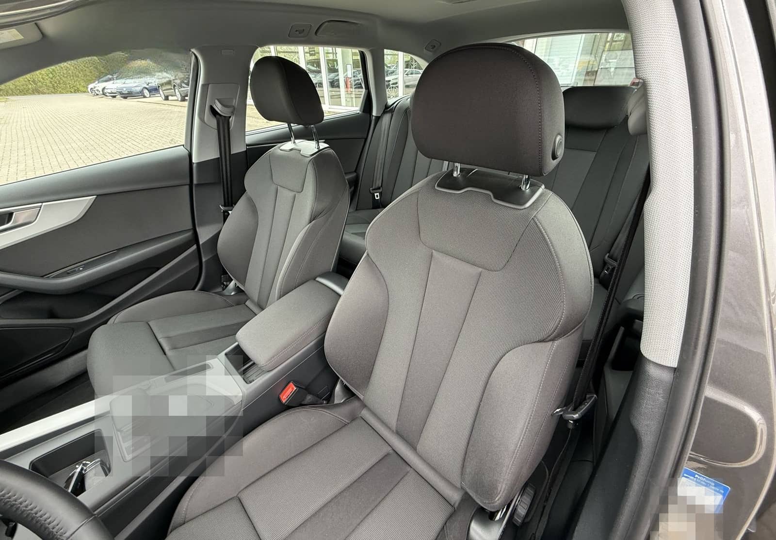 Audi A4 Avant 35 TDI S-Tronic,R-Kam,Shz,Navi,8-Fach foto 16