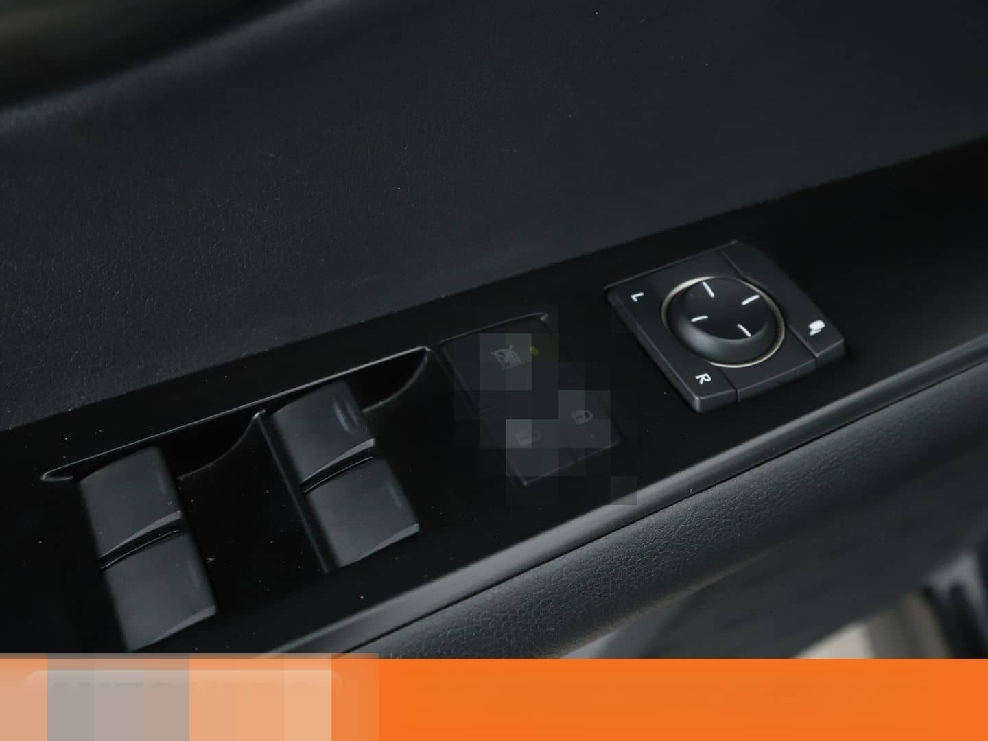 Lexus UX-Serie UX 250h Launch Edition Aut.*NAVI*LED* foto 24