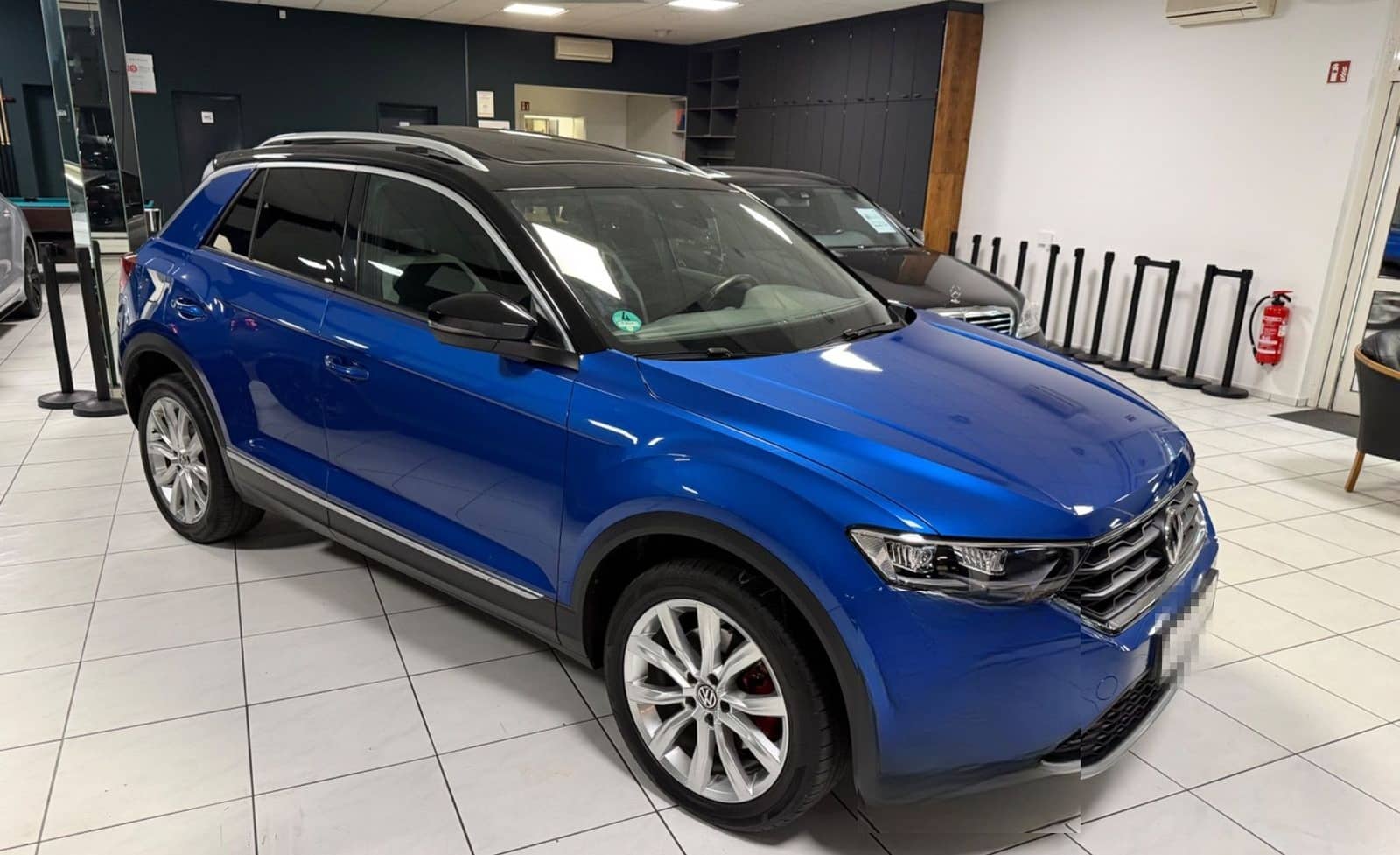 Volkswagen T-Roc 2.0 Sport 4M 1.Hand ACC PANO LED CAM DSG foto 3