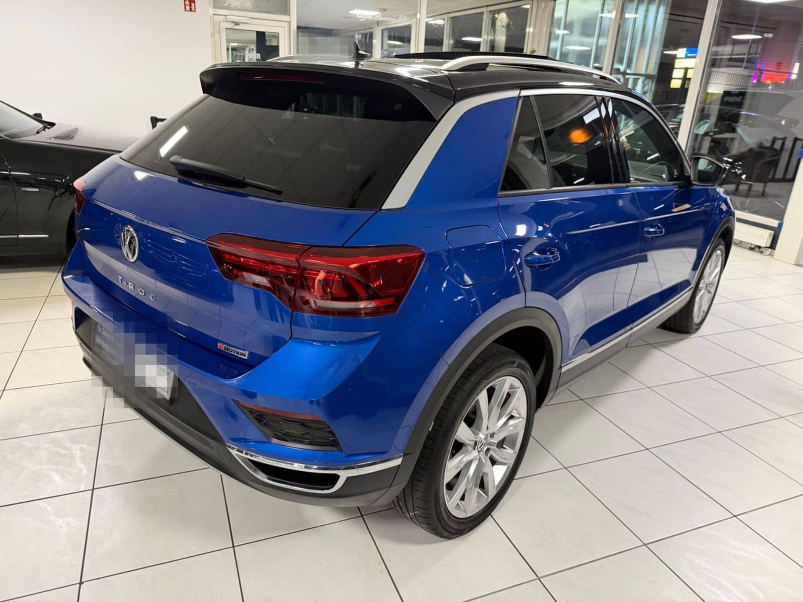 Volkswagen T-Roc 2.0 Sport 4M 1.Hand ACC PANO LED CAM DSG foto 5