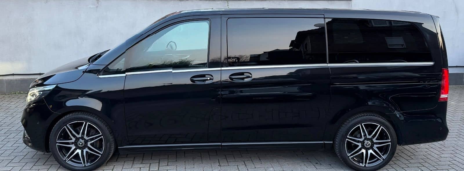 Mercedes-Benz V 300 d Lang Amg Line Service Neu AHK 7xPlatz foto 2