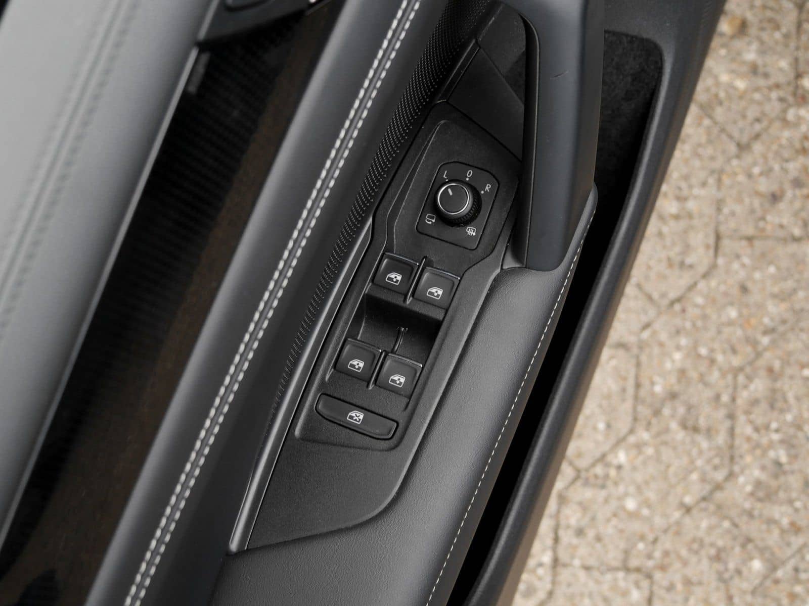 Volkswagen Tiguan GOAL 1.5 eTSI DSG IQ.Light Navi AHK AreaV foto 12