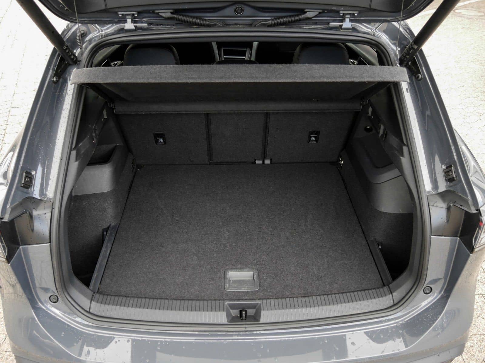 Volkswagen Tiguan GOAL 1.5 eTSI DSG IQ.Light Navi AHK AreaV foto 14