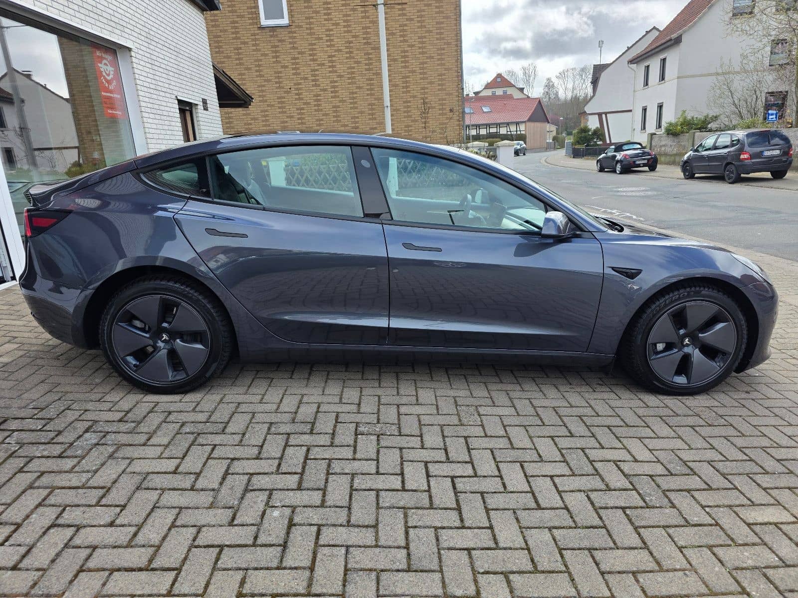 Tesla Model 3 RWD LFP! Ryzen! SoH 96%! 20TKM! 1.HAND! foto 4