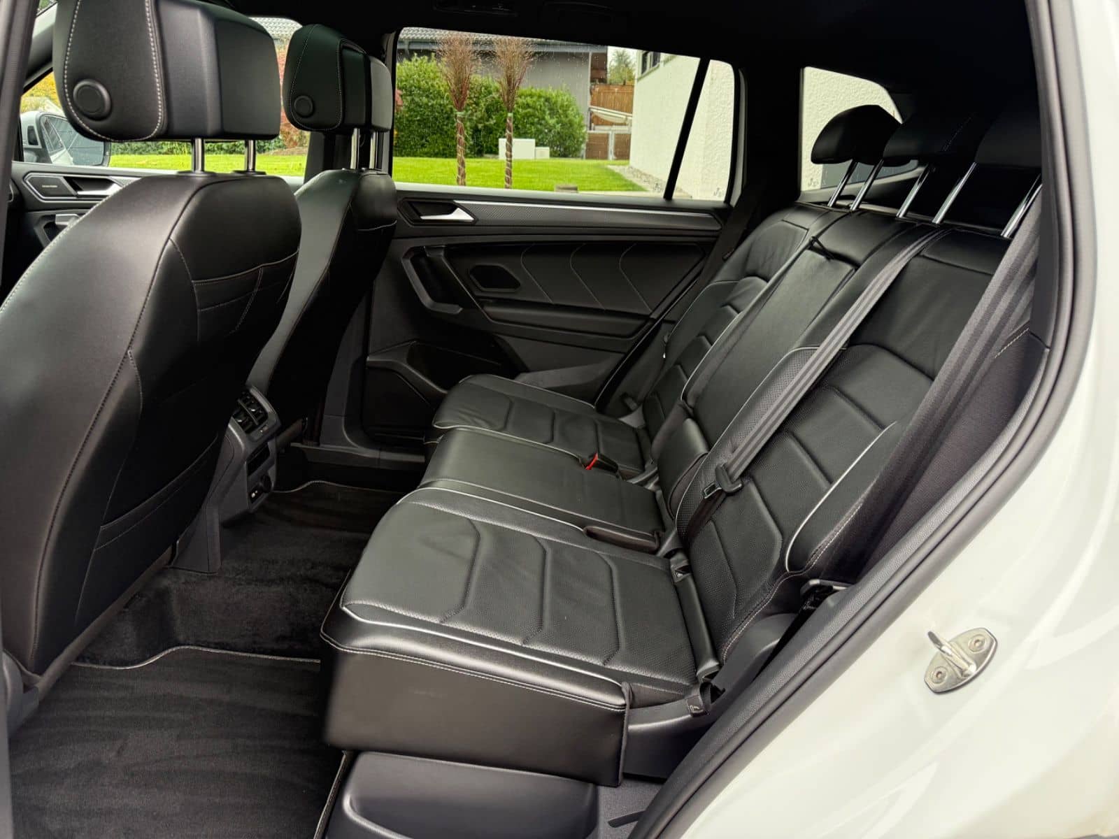 Volkswagen Tiguan Allspace R-Line Pano ActiveDsp HeadUp foto 14