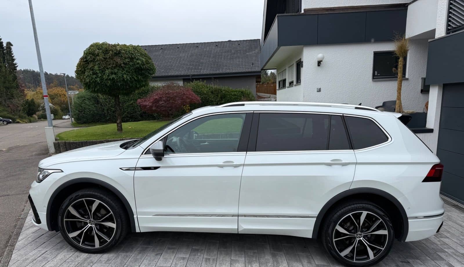 Volkswagen Tiguan Allspace R-Line Pano ActiveDsp HeadUp foto 7