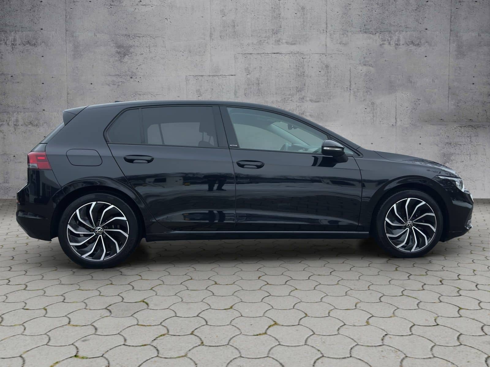 Volkswagen Golf VIII Active 1.5 TSI AHK/LED+/RFK/SHZ/DAB+ foto 4