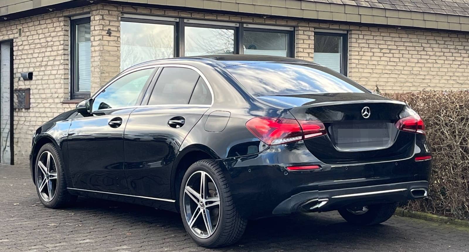 Mercedes-Benz A 250e Limousine Progessive LED Ambiente 18*Alu foto 1