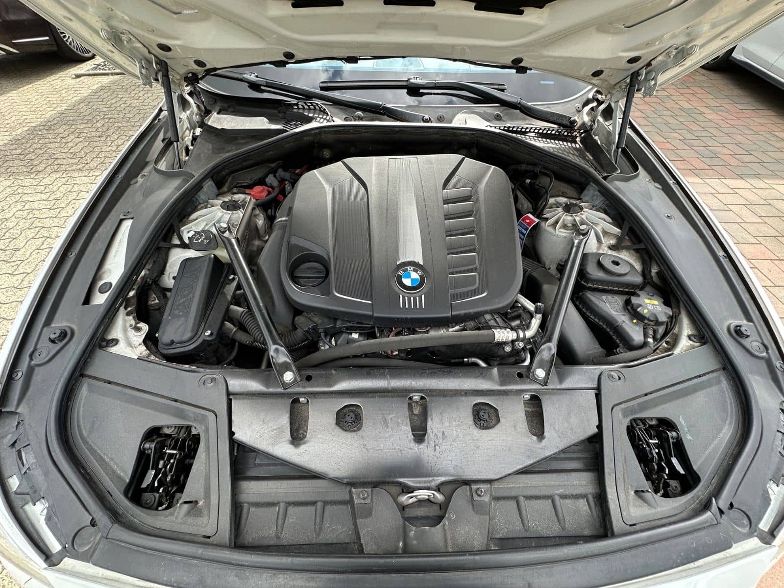 BMW 530d M Sport*NAVI*LEDER*VOLL-LED*HUD*SHD*R-CAM* foto 17