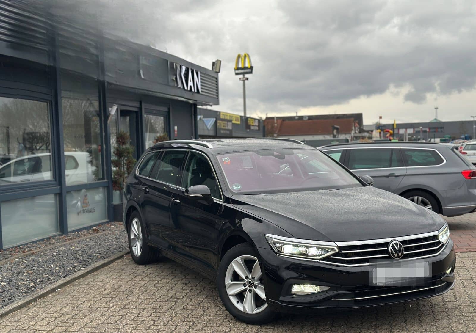 Volkswagen Passat 2.0 TDI DSG Variant Business*PANO*R-CAM* foto 1