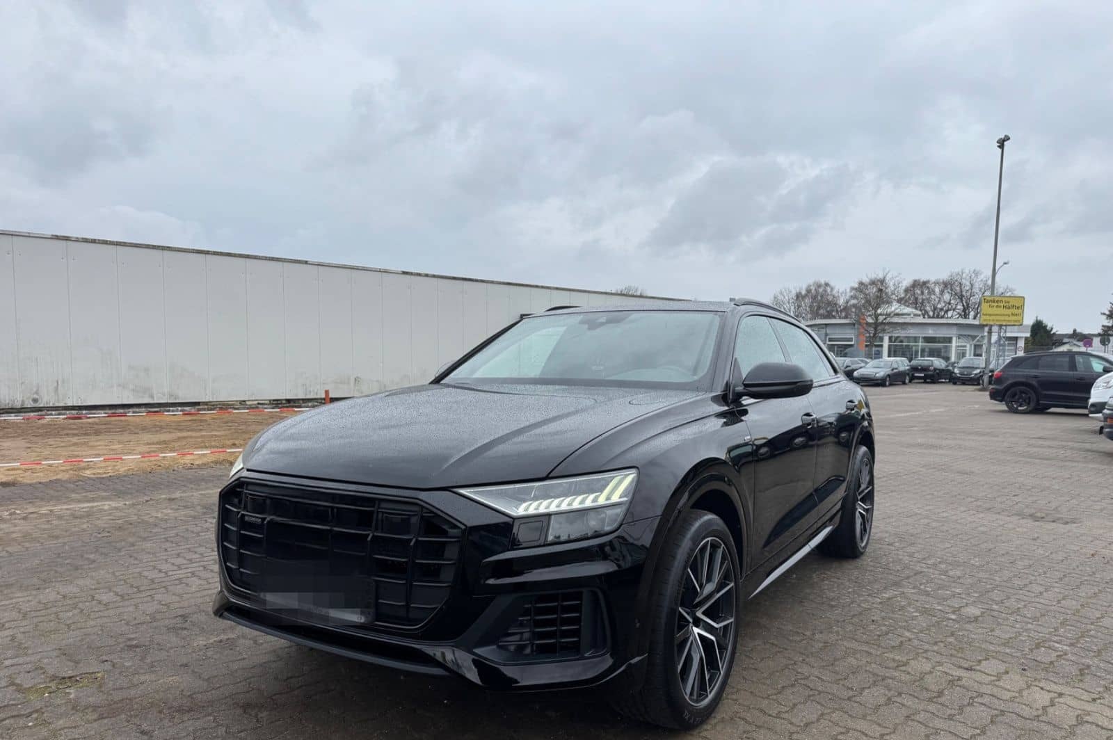 Audi Q8 50 TDI quattro foto 1