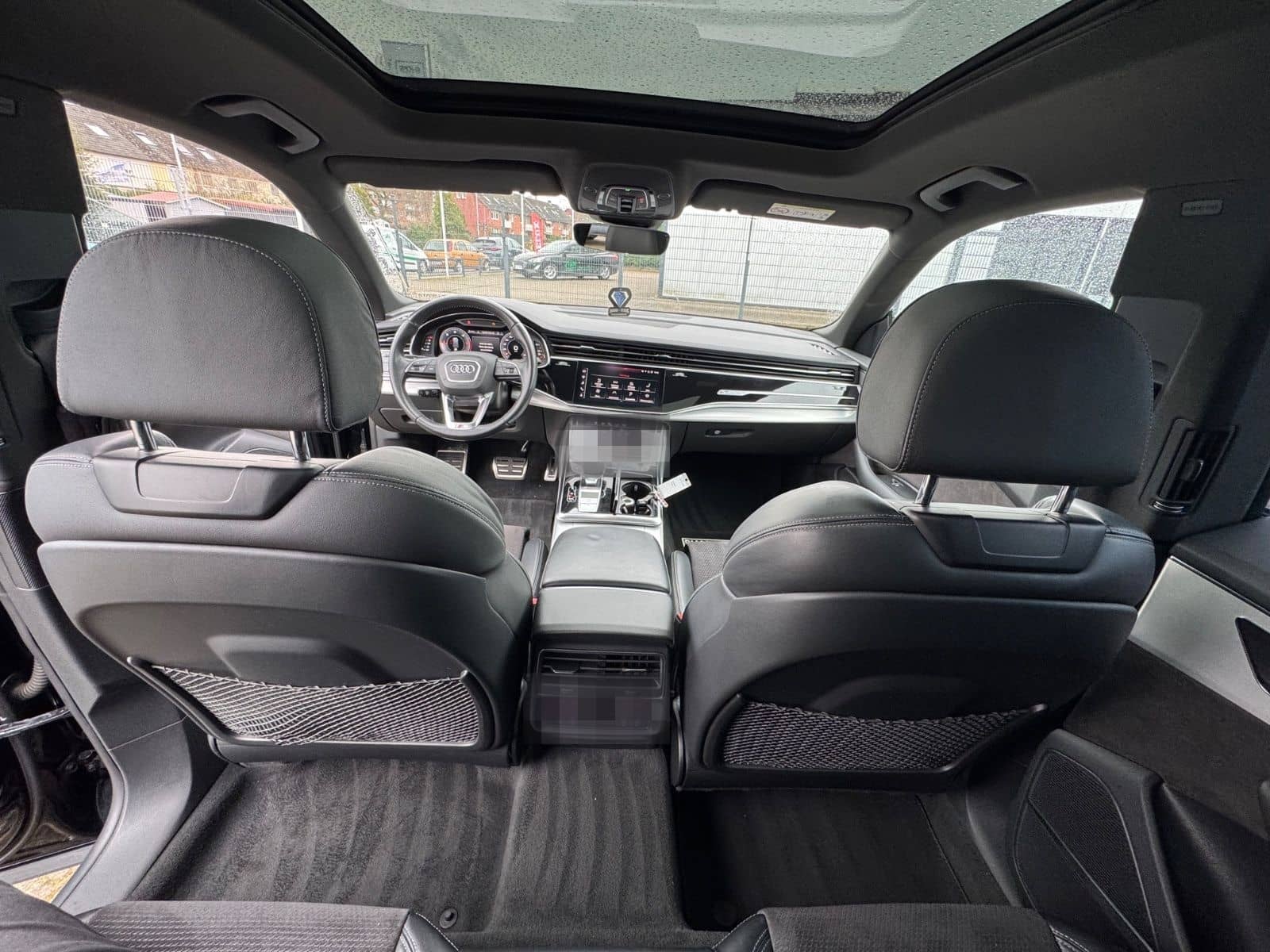 Audi Q8 50 TDI quattro foto 13