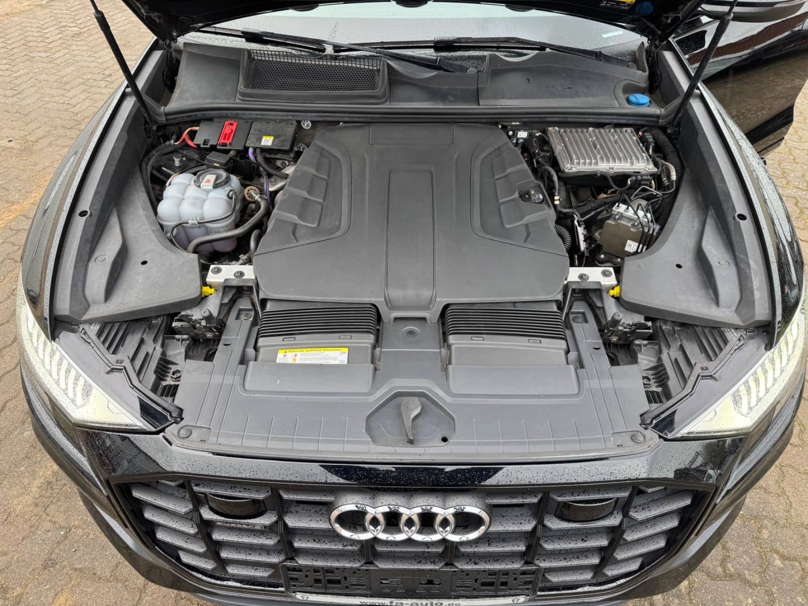 Audi Q8 50 TDI quattro foto 17