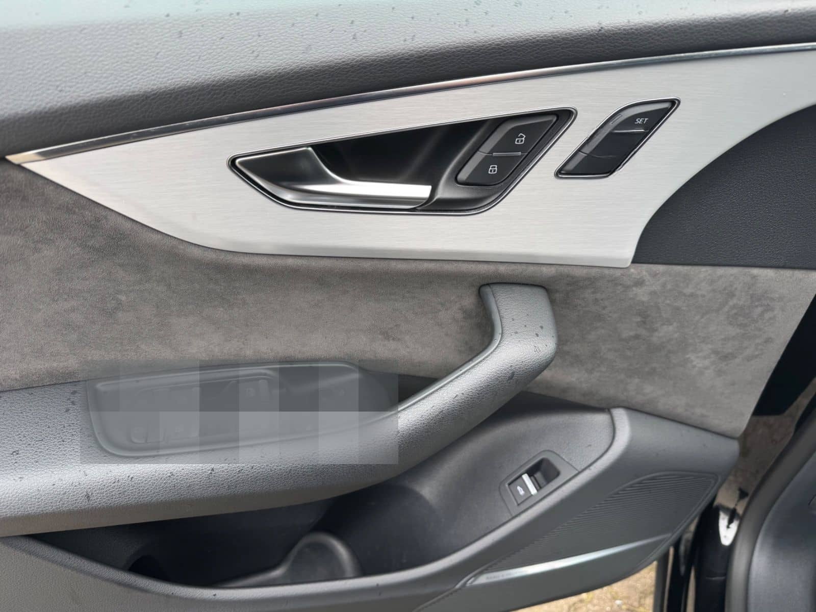 Audi Q8 50 TDI quattro foto 18