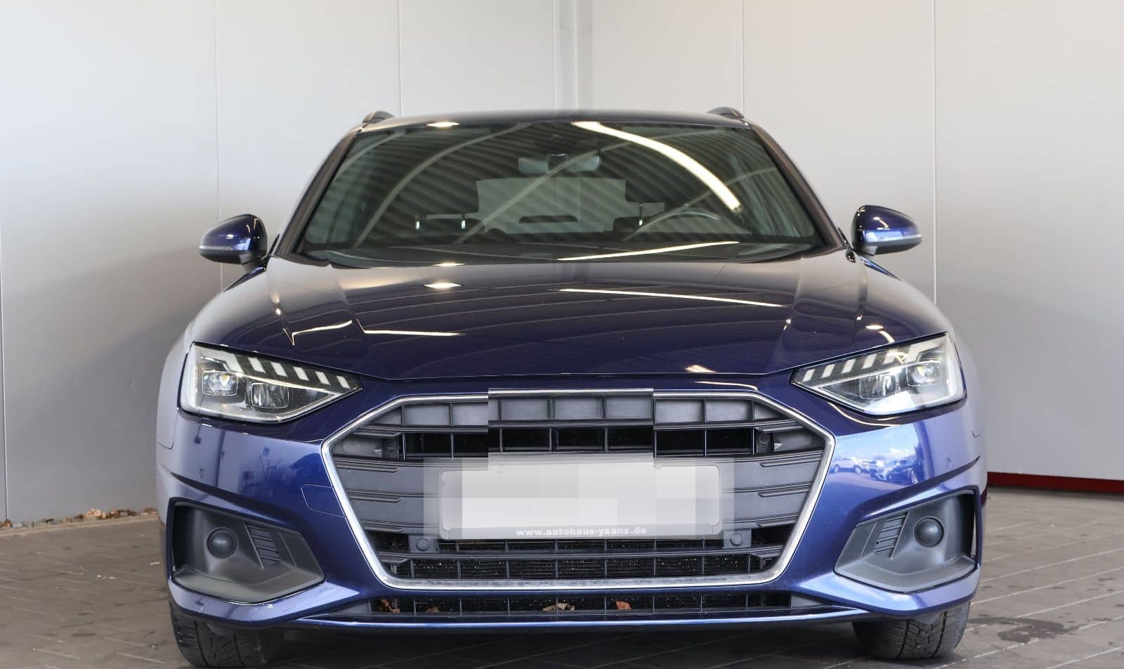 Audi A4 35 TDI NAVI+LANE+LED+AMBIENT+ALU+AHK foto 2