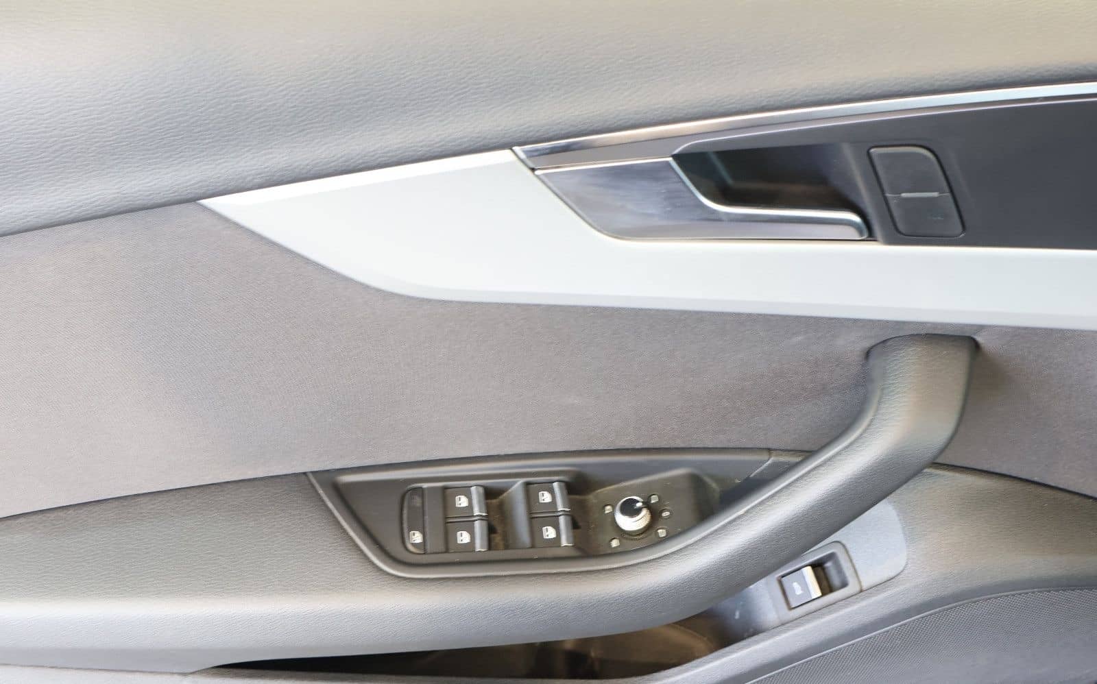 Audi A4 35 TDI NAVI+LANE+LED+AMBIENT+ALU+AHK foto 10