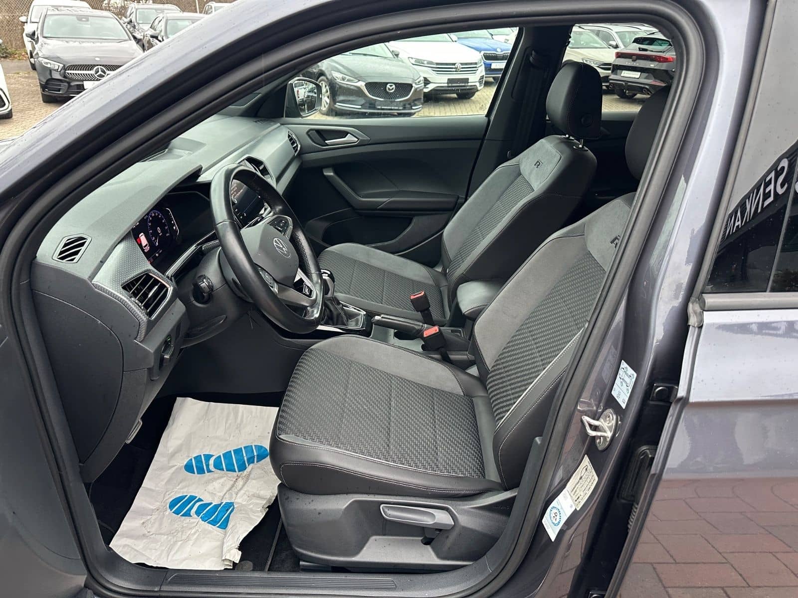 Volkswagen T-Cross 1.5 TSI DSG R-LINE*VIRTUAL*R-CAM*ACC*NAV foto 17