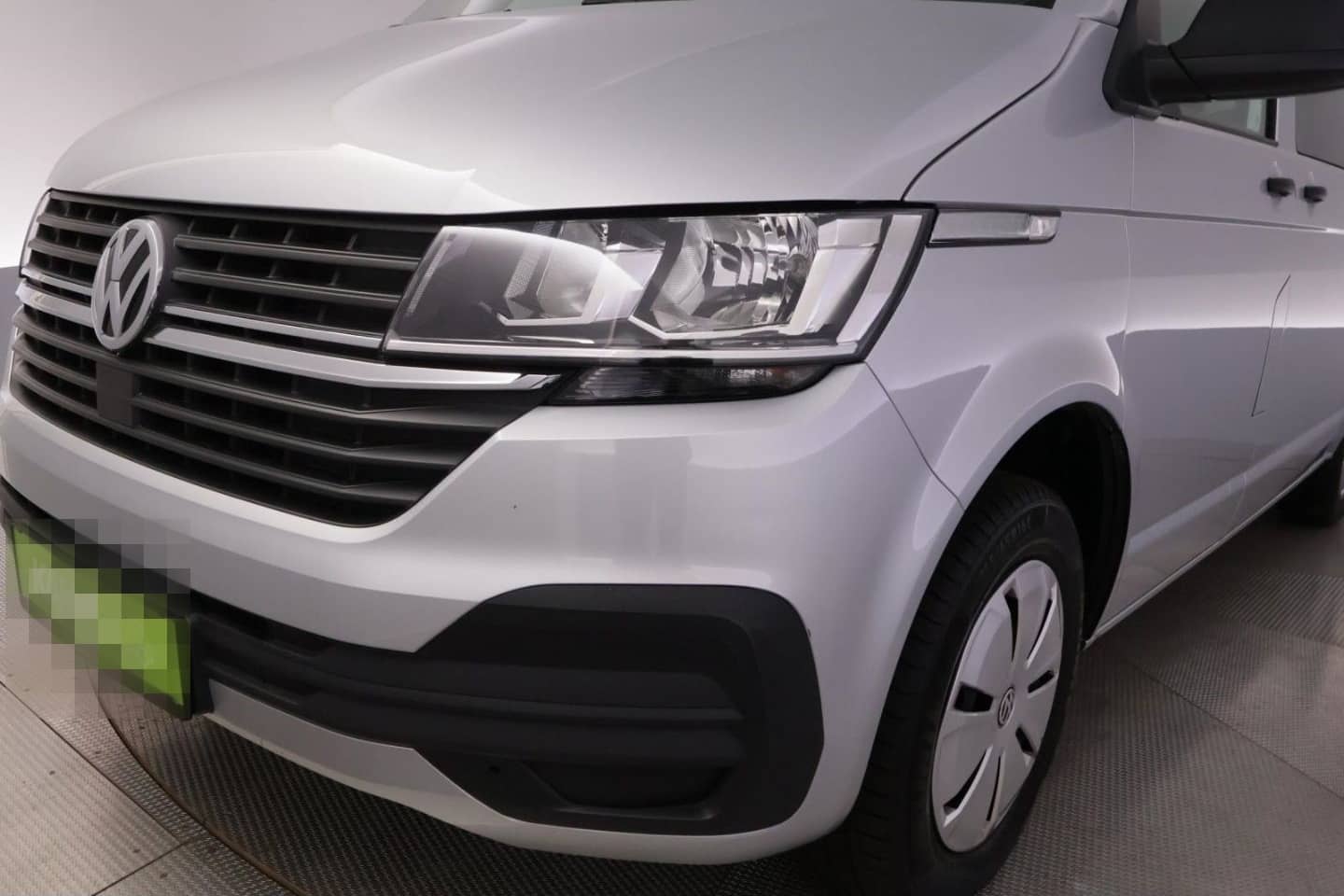 Volkswagen Transporter T6.1 2.0TDI Caravelle lang 9-SITZE+K foto 15