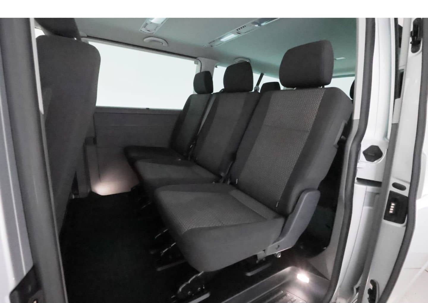 Volkswagen Transporter T6.1 2.0TDI Caravelle lang 9-SITZE+K foto 20