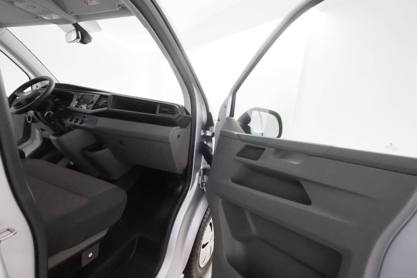 Volkswagen Transporter T6.1 2.0TDI Caravelle lang 9-SITZE+K foto 21