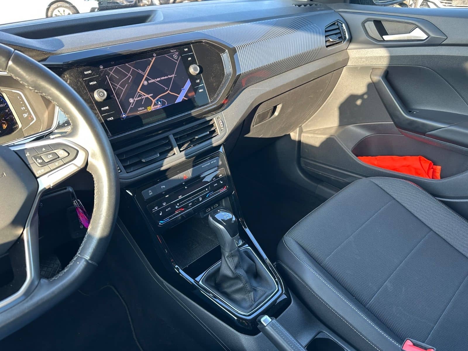 Volkswagen T-Cross 1.0 TSI DSG R-LINE*VIRTUAL*ACC*LED*NAVI* foto 25