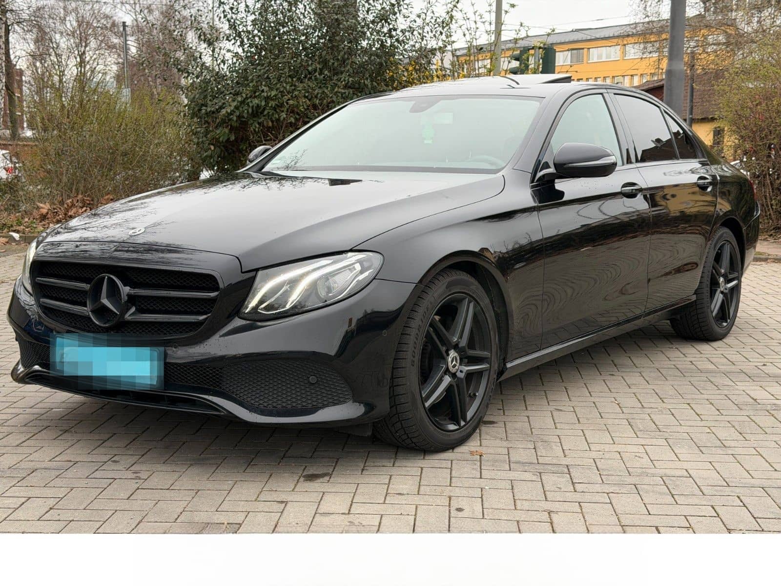 Mercedes-Benz E 220 d Avantgarde Navi Schiebedach LED foto 2