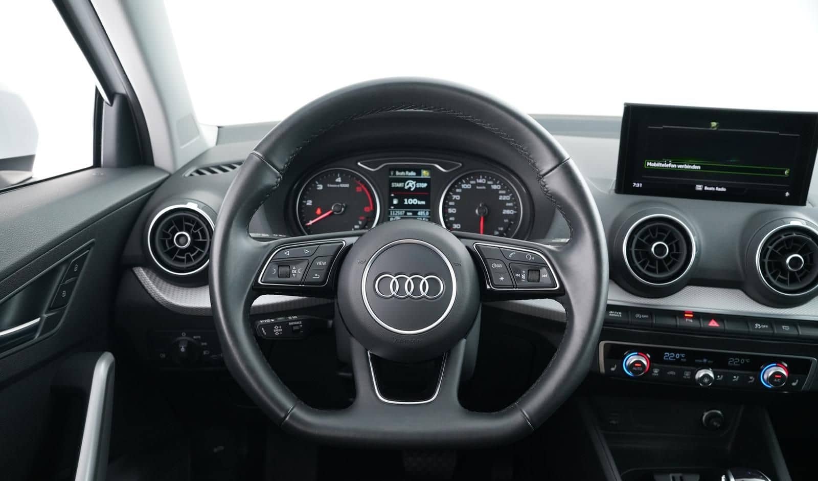 Audi Q2 ADVANCED 35TDI S-TRONIC SCHECKHEFTGEPFLEGT foto 13