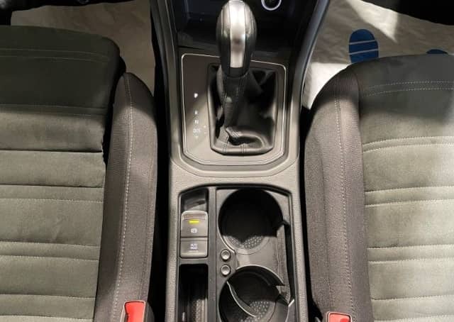 Volkswagen Touran 2.0 TDI DSG Comfortline  EU6d Navi LED AC foto 14